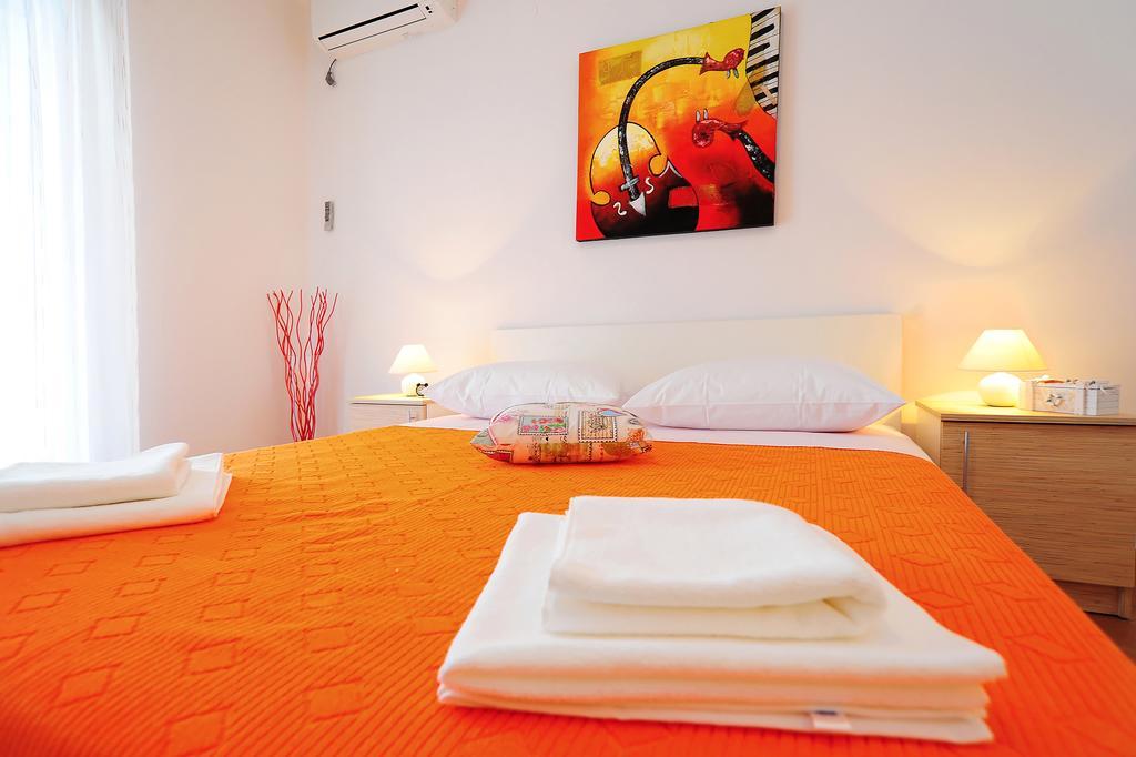 Apartments Ka - Ro Bibinje Rom bilde
